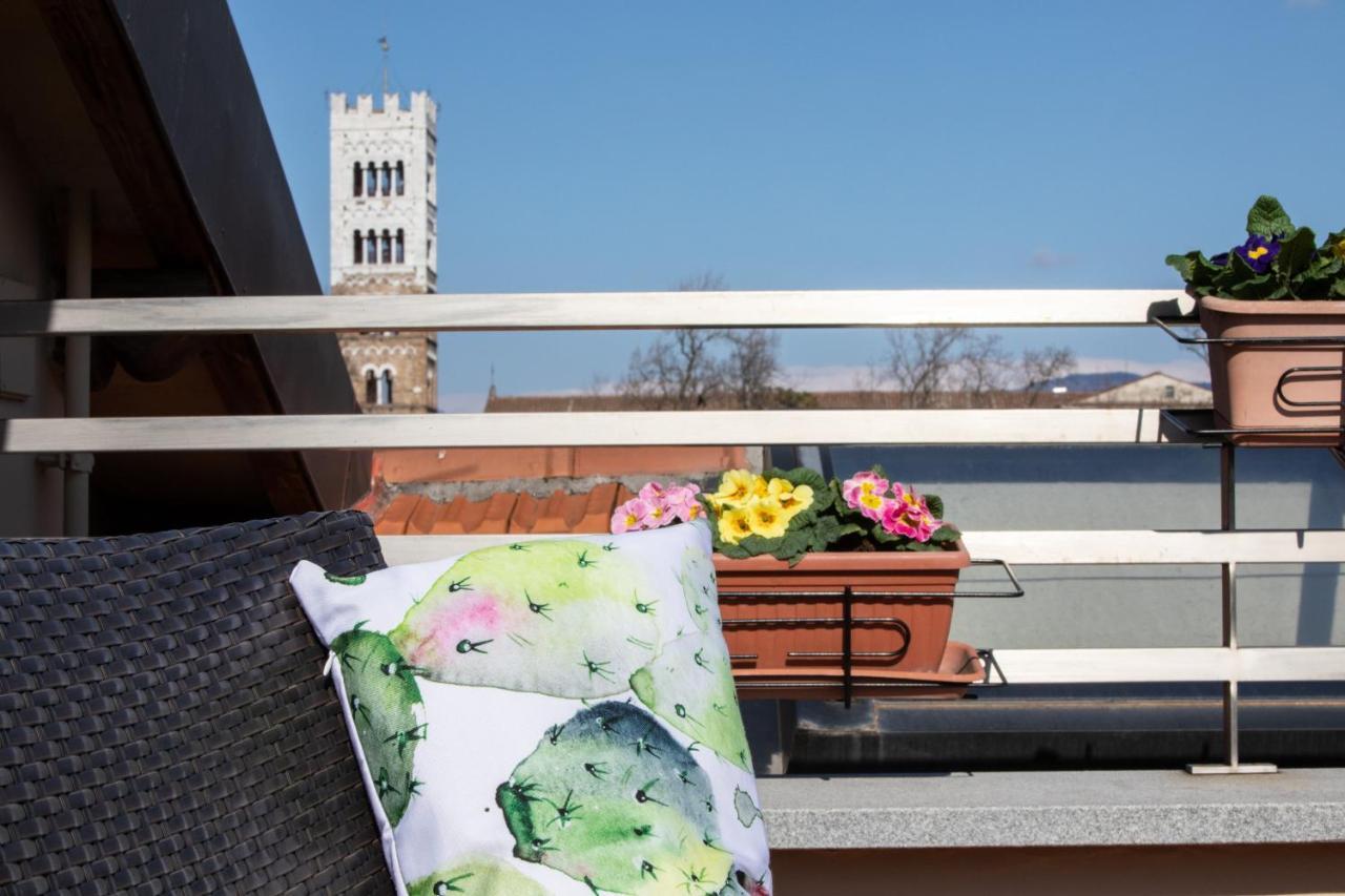 Rooftop Delight With Terrace Lucca Exteriér fotografie