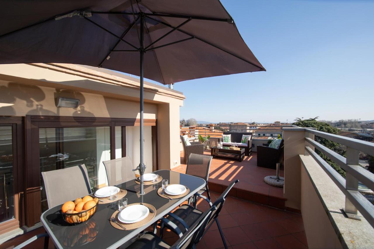 Rooftop Delight With Terrace Lucca Exteriér fotografie